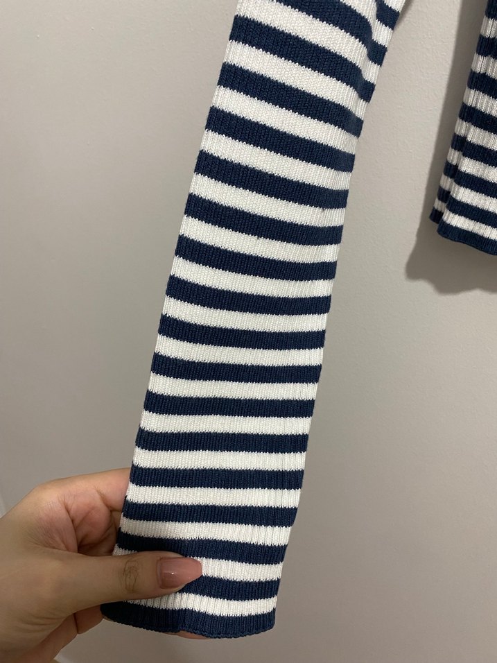 Çizgili Mavi Kayık Yaka Kadın Triko - Görsel 2