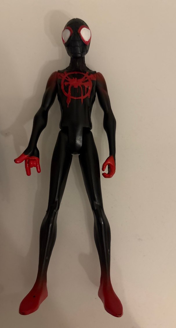 Örümcek Adam Figür Seti Siyah ve Kırmızı - Görsel 3