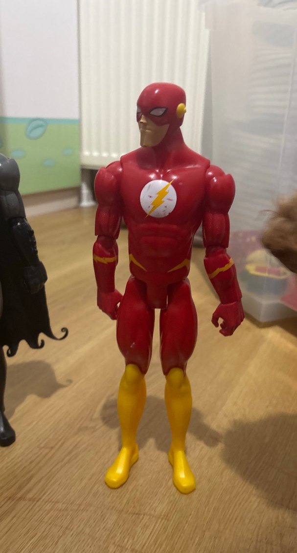 Batman ve Flash Aksiyon Figürleri - Görsel 3
