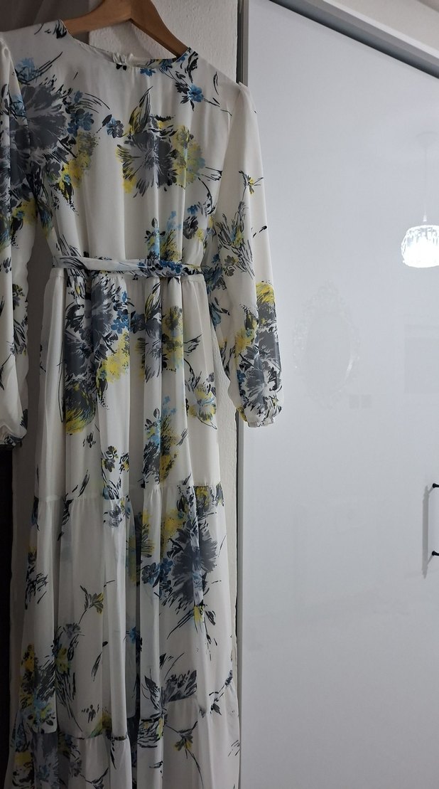 Bohem Tarz Gri Çiçekli Uzun Elbise - Görsel 4