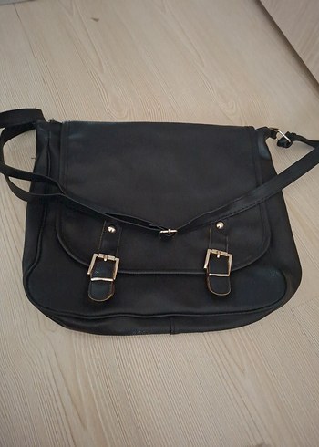 Siyah Deri Tokalı Kadın Çanta - Görsel 2