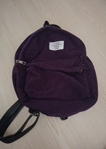 Mor Kadife Fermuarlı Sırt Çantası - Görsel 2