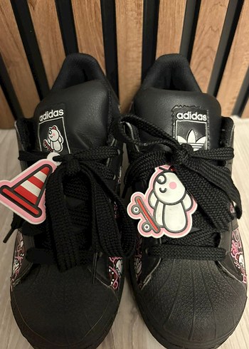 Renkli Desenli çocuk Spor Ayakkabı 35.5 numara - Görsel 3