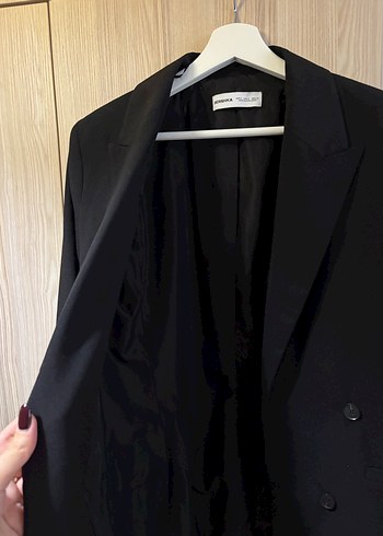 Bershka Bershka Kadın Siyah Düğmeli Blazer