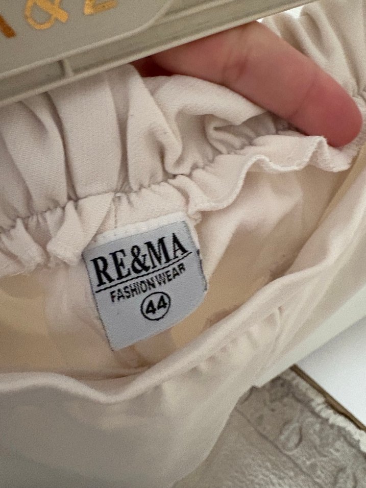 Beyaz Rahat Kesim Midi Kadın Kumaş Pantolon - Görsel 4