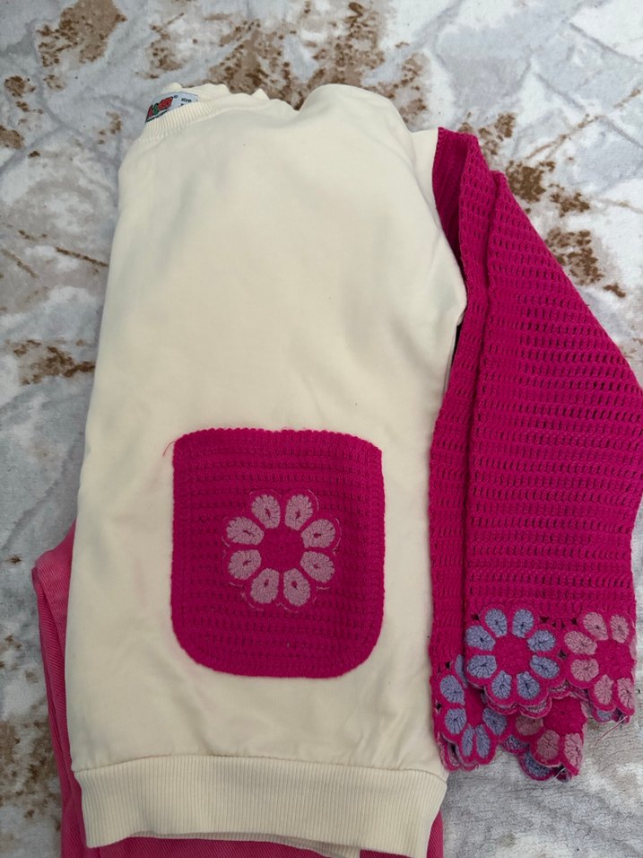 Kız Çocuk Pembe Salaş Sweatshirt ve Pantolon Takımı - Görsel 3