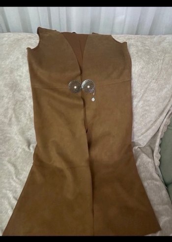 Uzun Kesim Kemerli Kadın Deri Yelek - Görsel 2