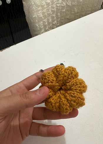 Örgü Sarı Kabak Anahtarlık - Görsel 3