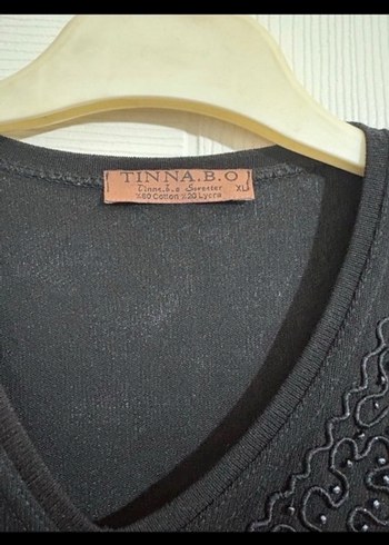 Siyah V Yaka Kadın Triko - Görsel 3