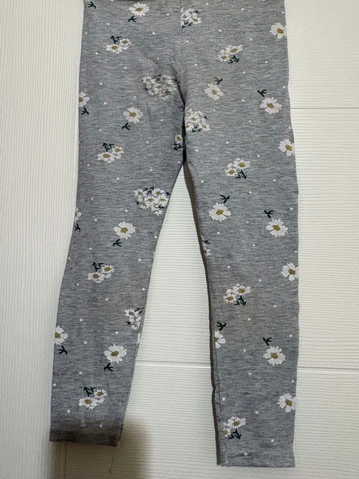 Kız Çocuk Gri Çiçekli Pamuklu Tayt - Görsel 2