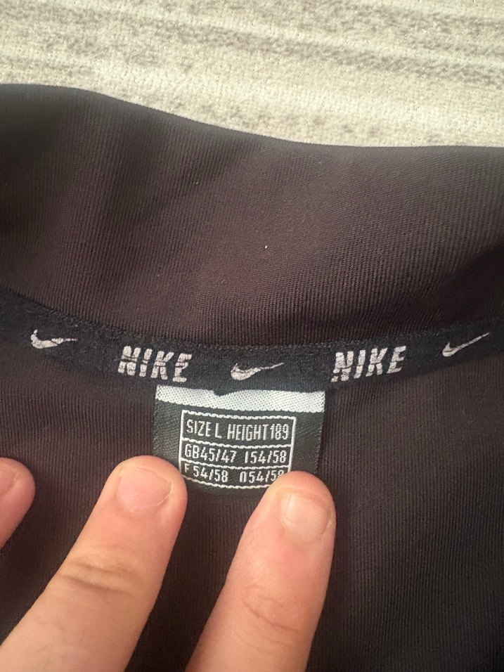 Kadın Siyah Yarım Fermuarlı Crop Top - Görsel 4