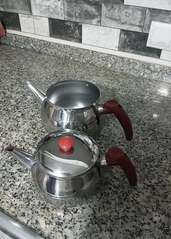 Kırmızı Saplı Çelik Çaydanlık Orta Boy - Görsel 2