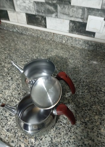Kırmızı Saplı Çelik Çaydanlık Orta Boy - Görsel 3