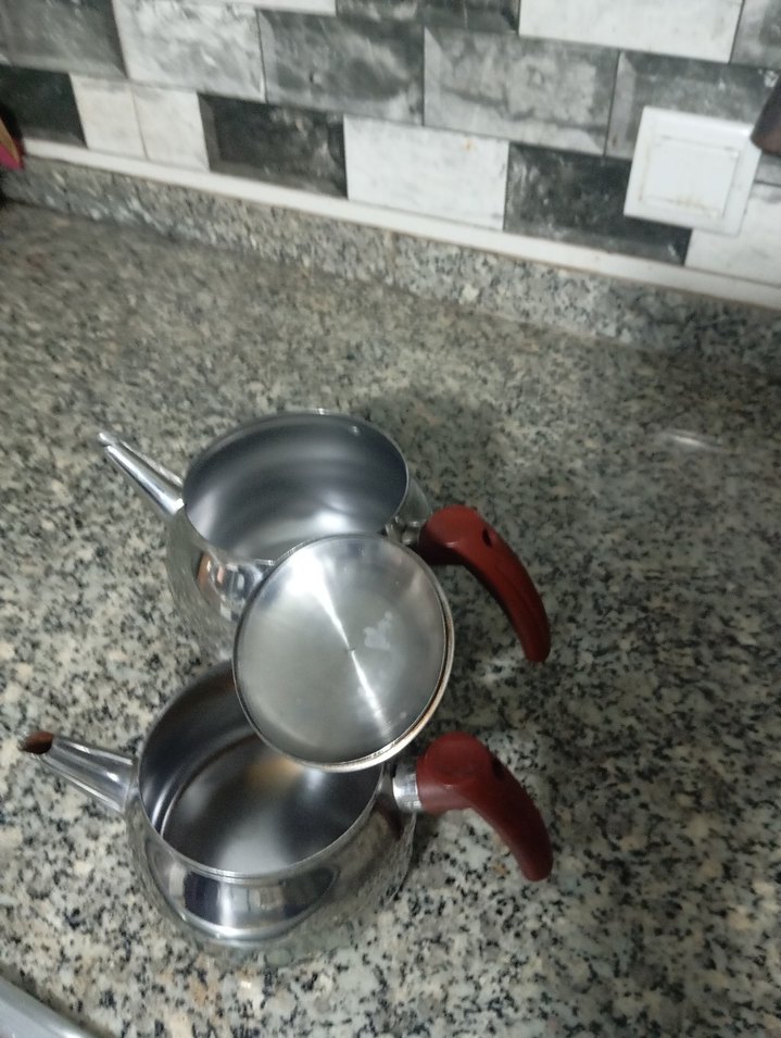 Kırmızı Saplı Çelik Çaydanlık Orta Boy - Görsel 3