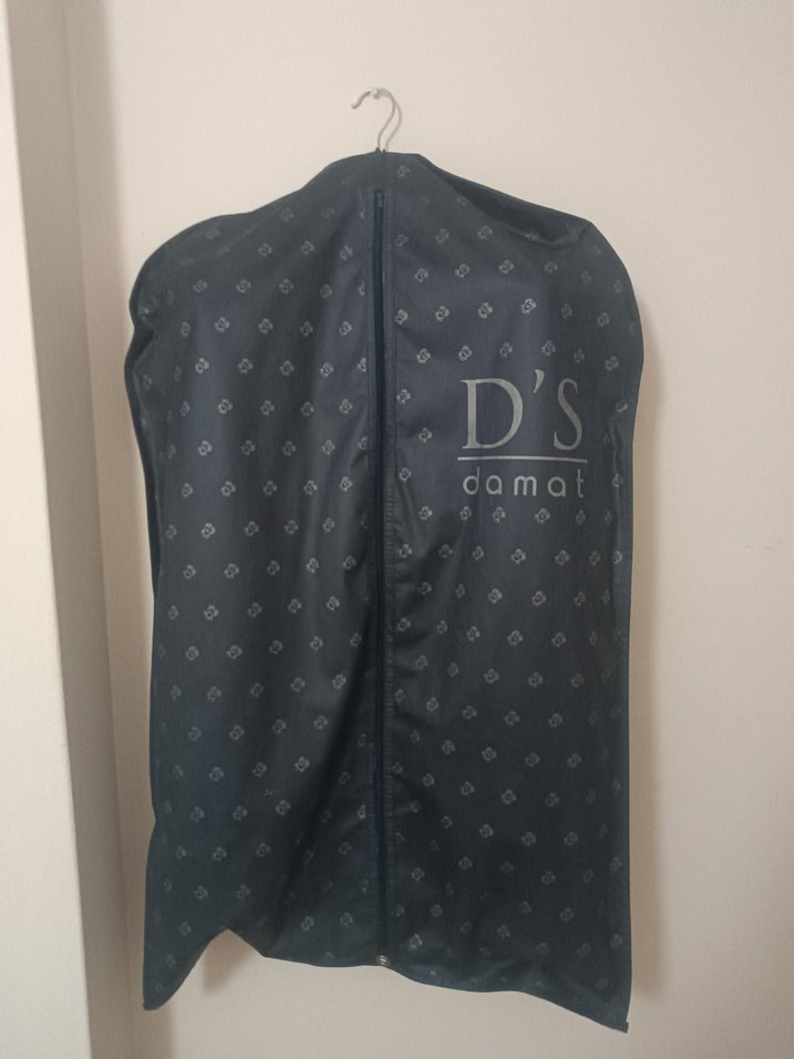 4 tam takım elbise, 1 ceket pantalon, 3 adet sade ceket. - Görsel 2