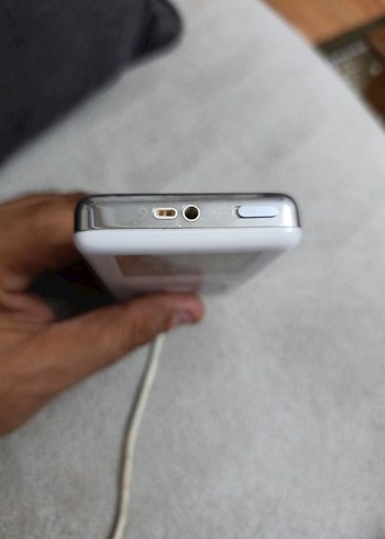 Beyaz iPod 5. nesil 20gb ve Şarj Kablosu - Görsel 2