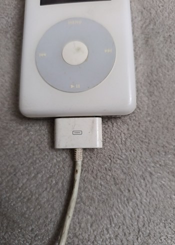 Beyaz iPod 5. nesil 20gb ve Şarj Kablosu - Görsel 5