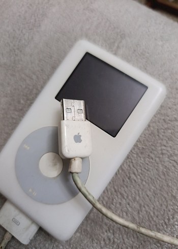 Beyaz iPod 5. nesil 20gb ve Şarj Kablosu - Görsel 7
