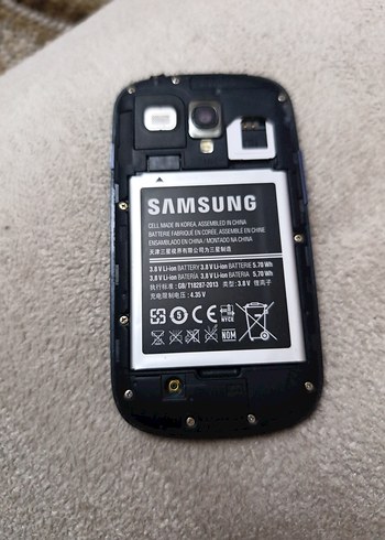 Samsung Android Telefon S3 mini - Görsel 3