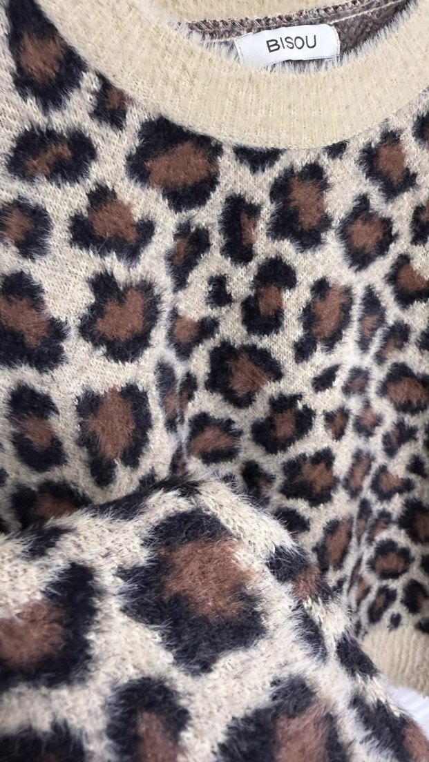 Leopar Desenli Kahverengi yumoş Kadın Kazak - Görsel 2