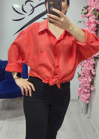 Düğmeli Kırmızı Kadın Gömlek - Görsel 2