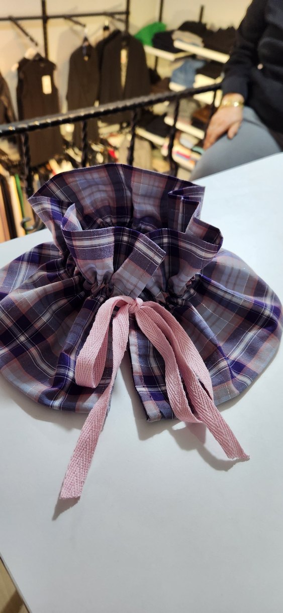 Tak çıkar fırfırlı boyunluk - Görsel 2