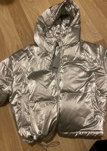 Gri Kapüşonlu Kadın Kış Montu - Görsel 3