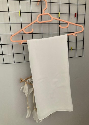 Levis Beyaz Minimalist Kadin Sal