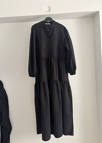 LC Waikiki Düğmeli Siyah Uzun Elbise