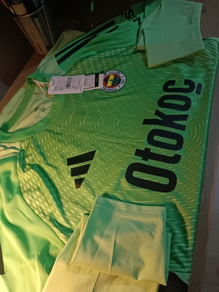 ORİJİNAL FENERBAHÇE YEŞİL KALECİ MAÇ FORMASI - Görsel 2