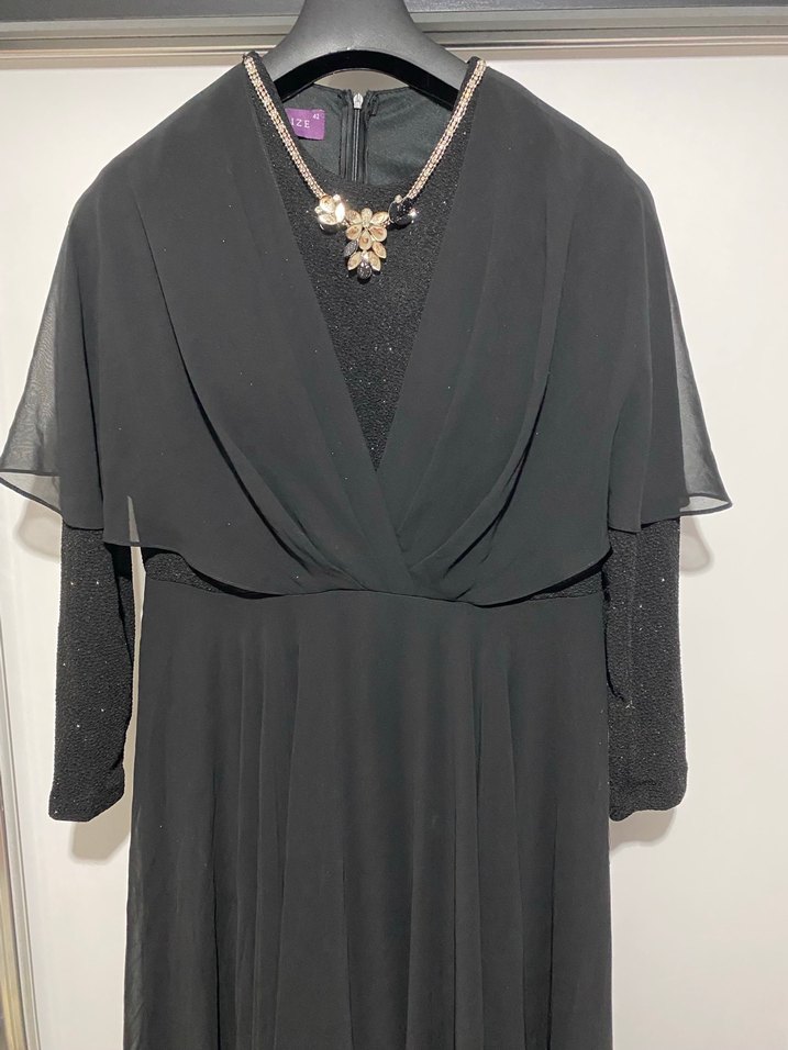 Siyah şık abiye - Görsel 3