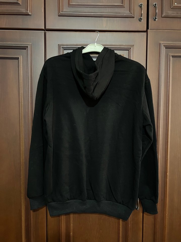 Siyah Baskılı Kapüşonlu Sweatshirt - Görsel 2