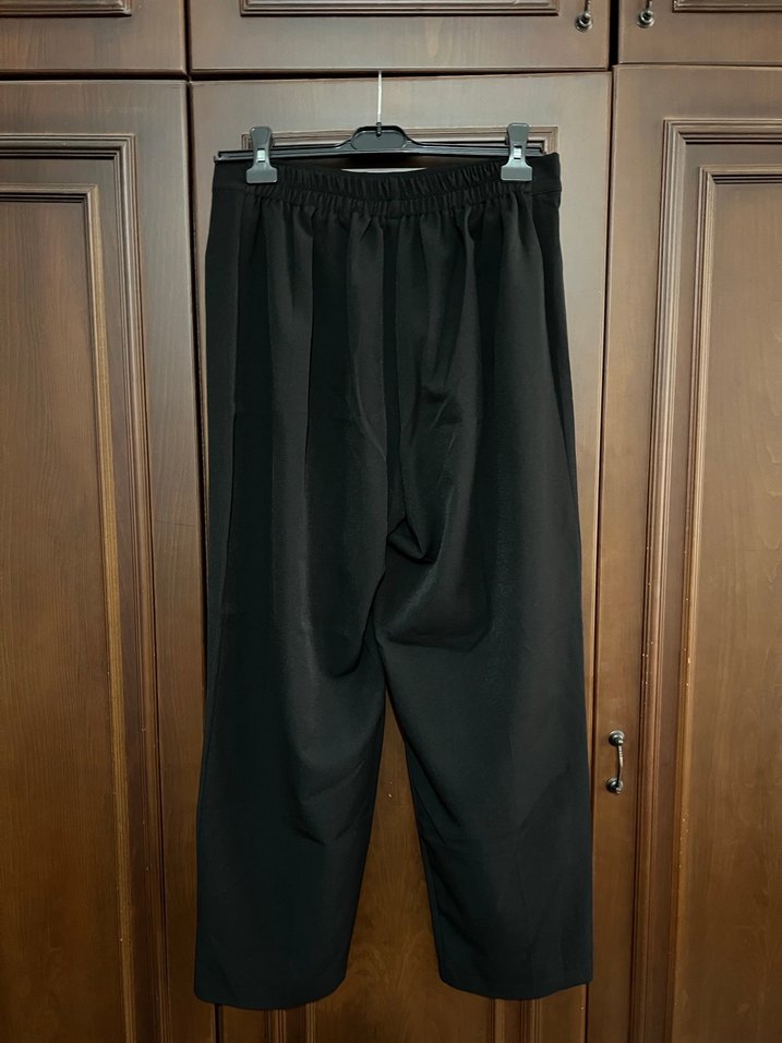 Siyah Kadın Beli Lastikli Kumaş Pantolon - Görsel 2