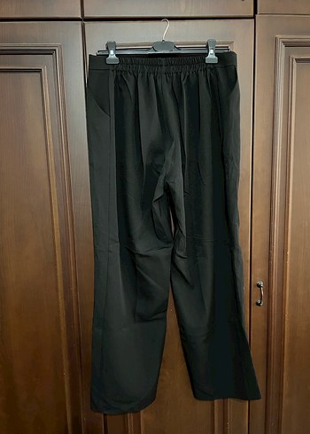 Kadın Siyah beli lastikli Kumaş Pantolon - Görsel 2