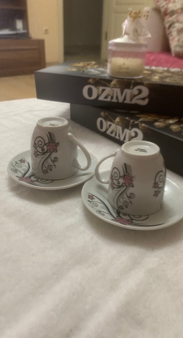 Desenli Beyaz Fincan Takımı 4 lü - Görsel 2