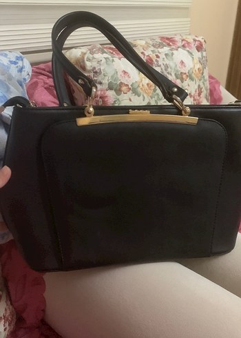 Siyah Deri Tokalı Yılan Desenli Kadın Çanta - Görsel 2