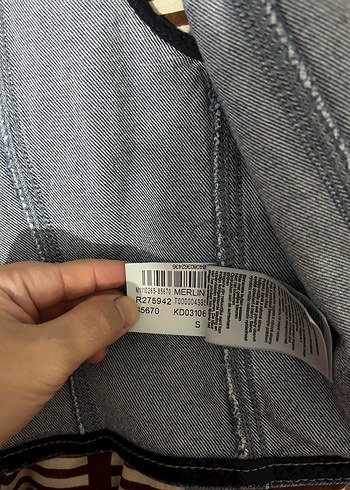 Mavi Düğmeli Kolsuz Kadın Kot Yelek - Görsel 4