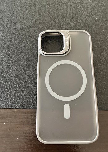 İPhone 13-14 Düğmeli Beyaz Gri Telefon Kılıfı - Görsel 5