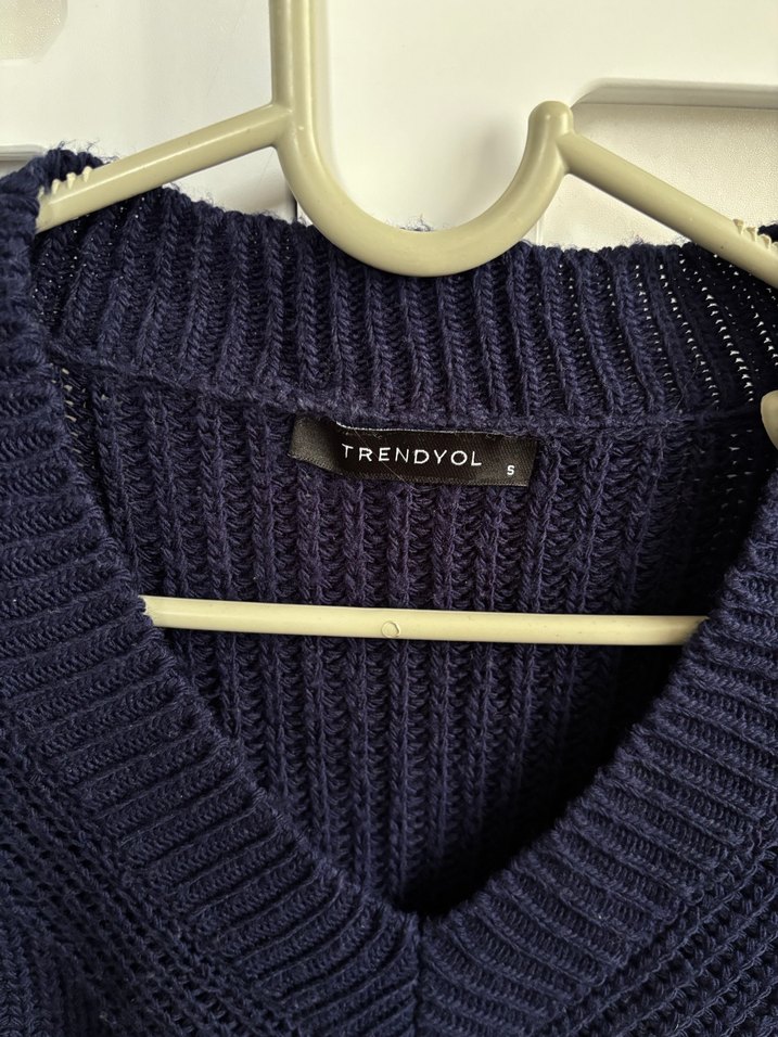 Lacivert V Yaka Örgü Kadın Kazak - Görsel 3