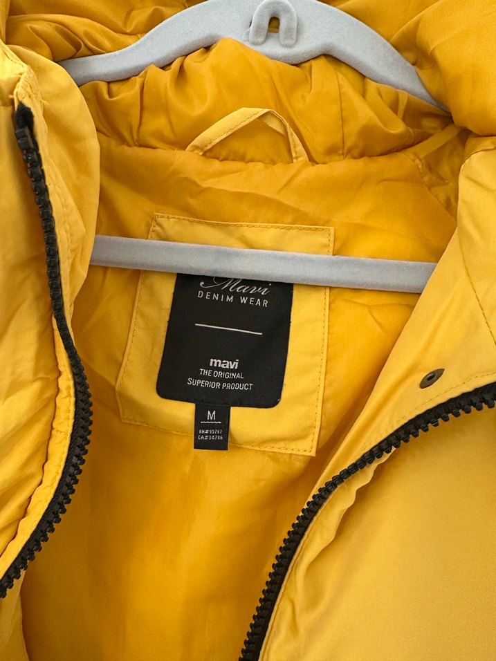 Sarı Kadın Kışlık Mont - Görsel 4