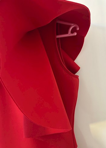 Kırmızı Fırfırlı Yüksek Yakalı Midi Elbise - Görsel 4