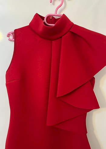 Kırmızı Fırfırlı Yüksek Yakalı Midi Elbise - Görsel 5