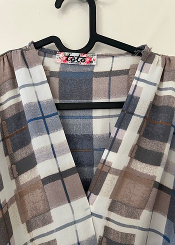 Kadın V Yakalı Salaş Keten Bluz - Görsel 2