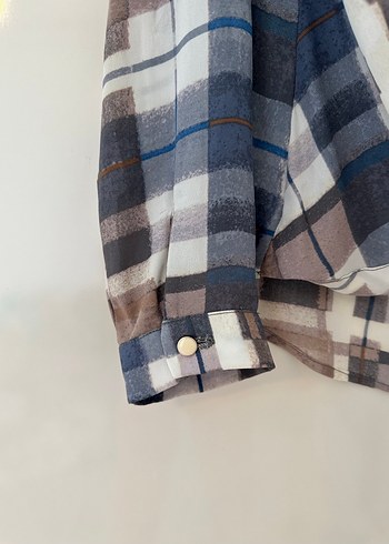 Kadın V Yakalı Salaş Keten Bluz - Görsel 3