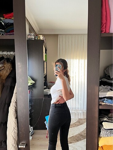 26 Beden Siyah ltb jean