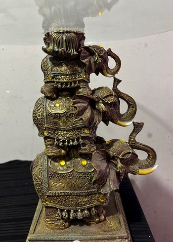 Altın Renkli Fil Figürlü Cam Sehpa - Görsel 2