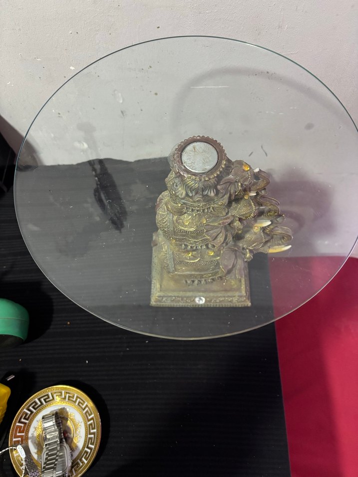 Altın Renkli Fil Figürlü Cam Sehpa - Görsel 3