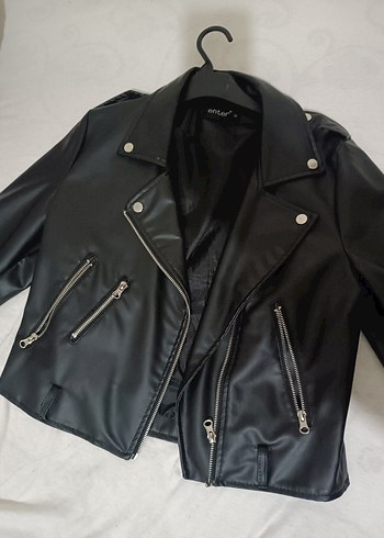 Siyah Parlak Deri Kadın Biker Ceket - Görsel 2