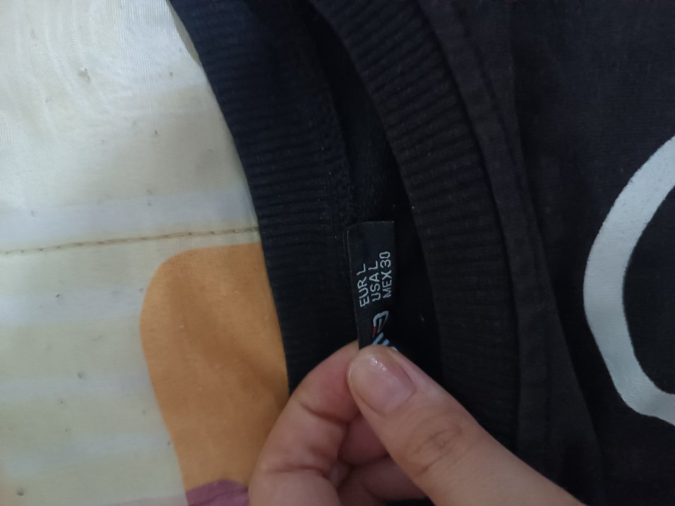 Kadın Siyah Baskılı Rahat Tişört - Görsel 2