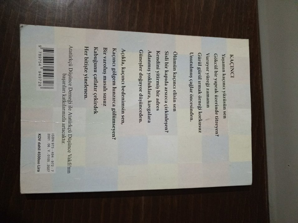 Tutsak Yürek - Yekta Güngör Özden Şiir Kitabı - Görsel 2